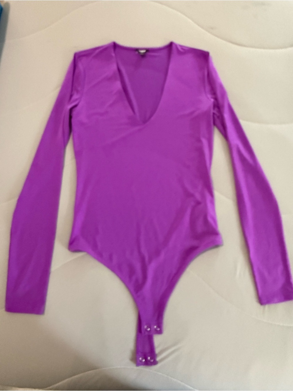 Express Body Contour Purple Long Sleeve V Neck Bodysuit S